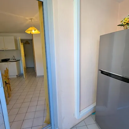 Apartament Sol-y-days Mathilde, Agreable En Rez-de-jardin Avec Parking Et Un Acces Direct A La