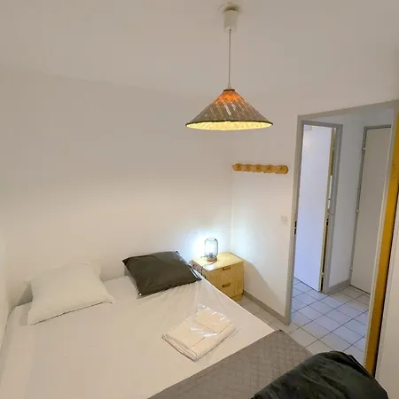 Apartament Sol-y-days Mathilde, Agreable En Rez-de-jardin Avec Parking Et Un Acces Direct A La