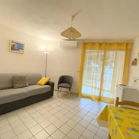 Sol-y-days Mathilde, Agreable En Rez-de-jardin Avec Parking Et Un Acces Direct A La דירה