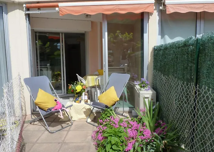 Apartamento Sol-y-days Mathilde, En Rez-de-jardin Avec Parking Et Un Accès Direct à La