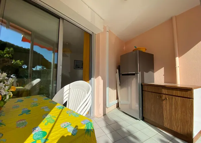 Sol-y-days Mathilde, En Rez-de-jardin Avec Parking Et Un Accès Direct à La